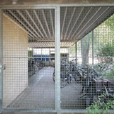 61 M2 Erdgeschosswohnung Mit Eigenem Parkplatz Vorm Haus Оснабрюк