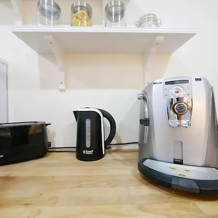 61 M2 Erdgeschosswohnung Mit Eigenem Parkplatz Vorm Haus Lägenhet Osnabrück