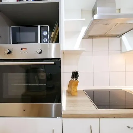61 M2 Erdgeschosswohnung Mit Eigenem Parkplatz Vorm Haus Osnabrück