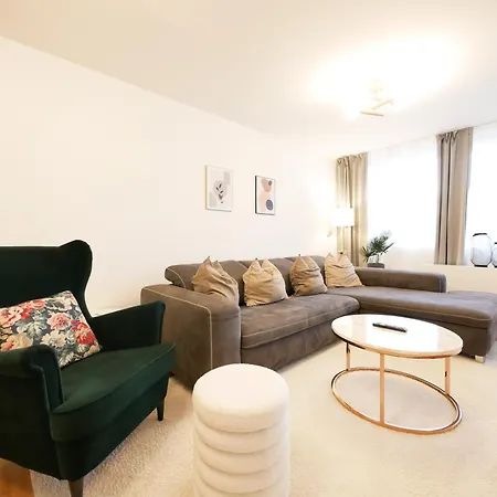 61 M2 Erdgeschosswohnung Mit Eigenem Parkplatz Vorm Haus Апартаменты