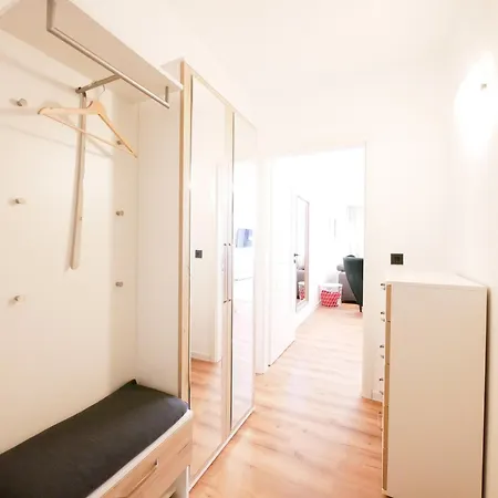 61 M2 Erdgeschosswohnung Mit Eigenem Parkplatz Vorm Haus Lejlighed